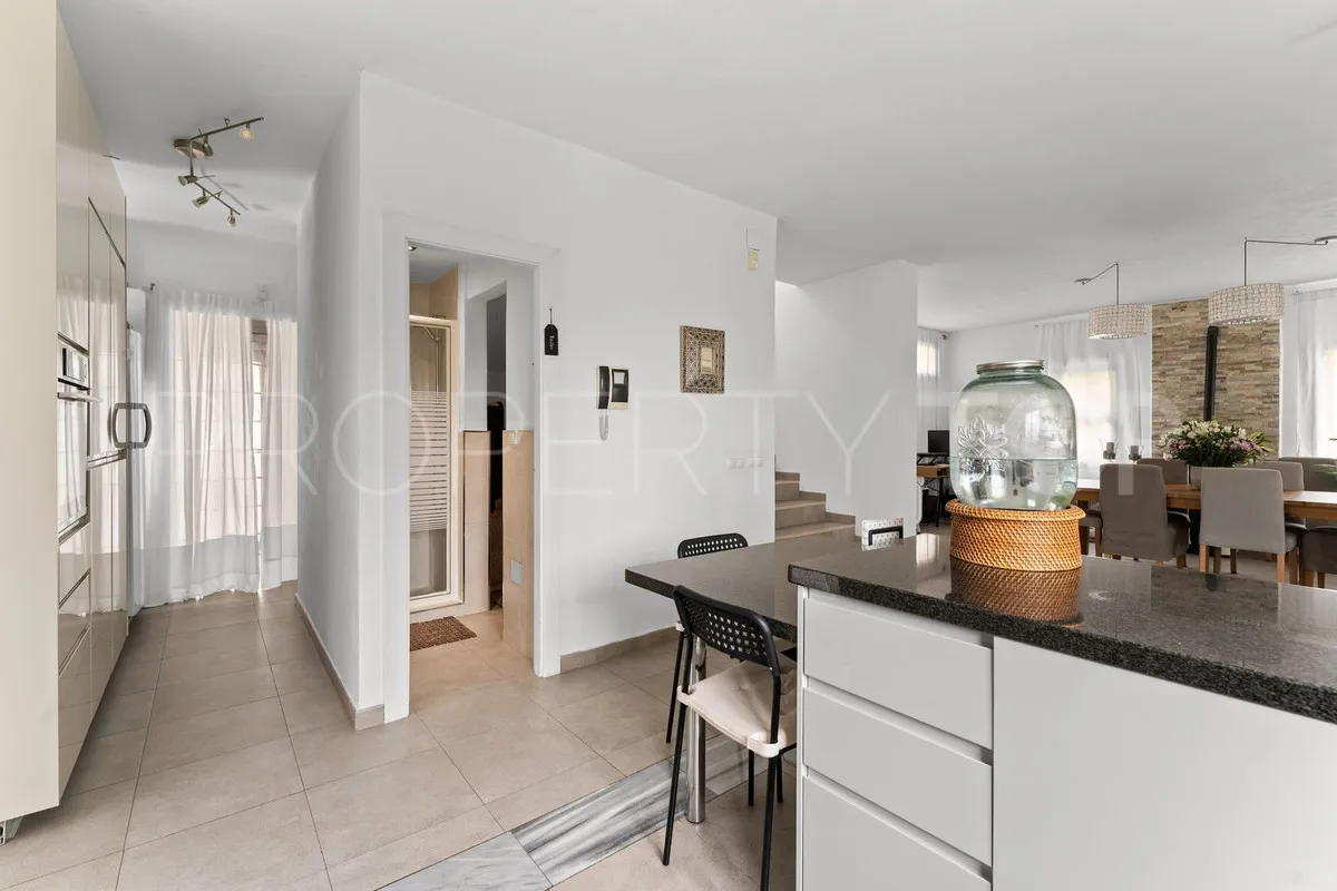Valtocado villa for sale