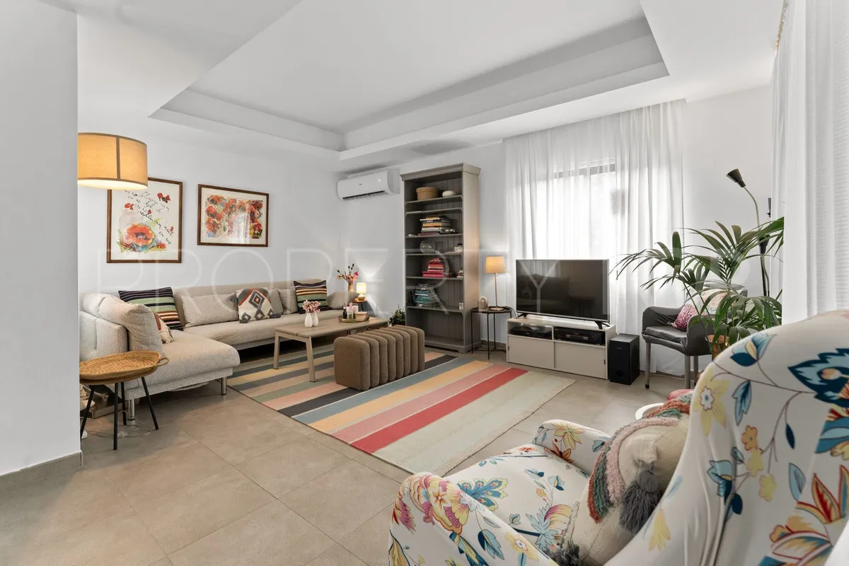 Valtocado villa for sale