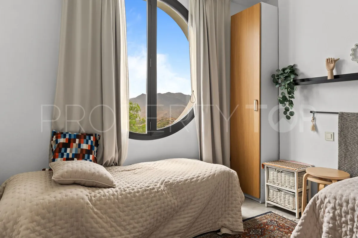 Valtocado villa for sale