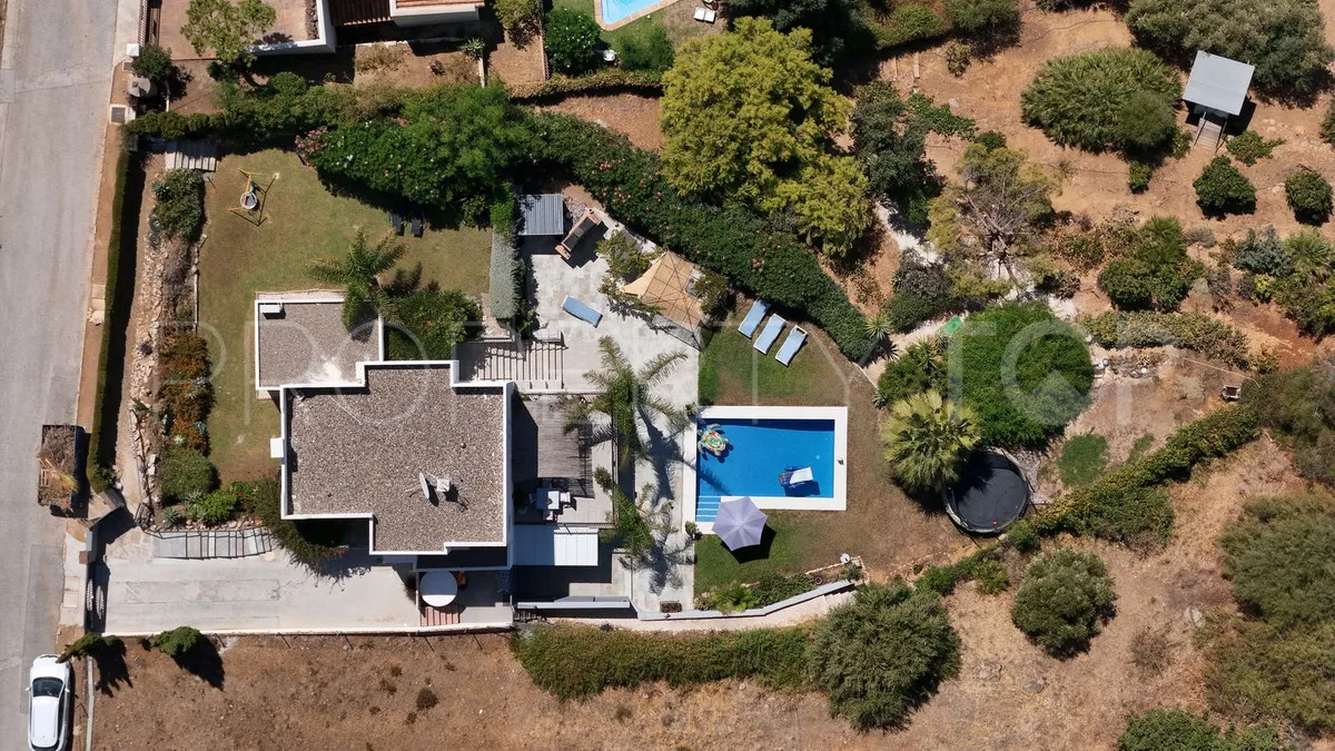 Valtocado villa for sale
