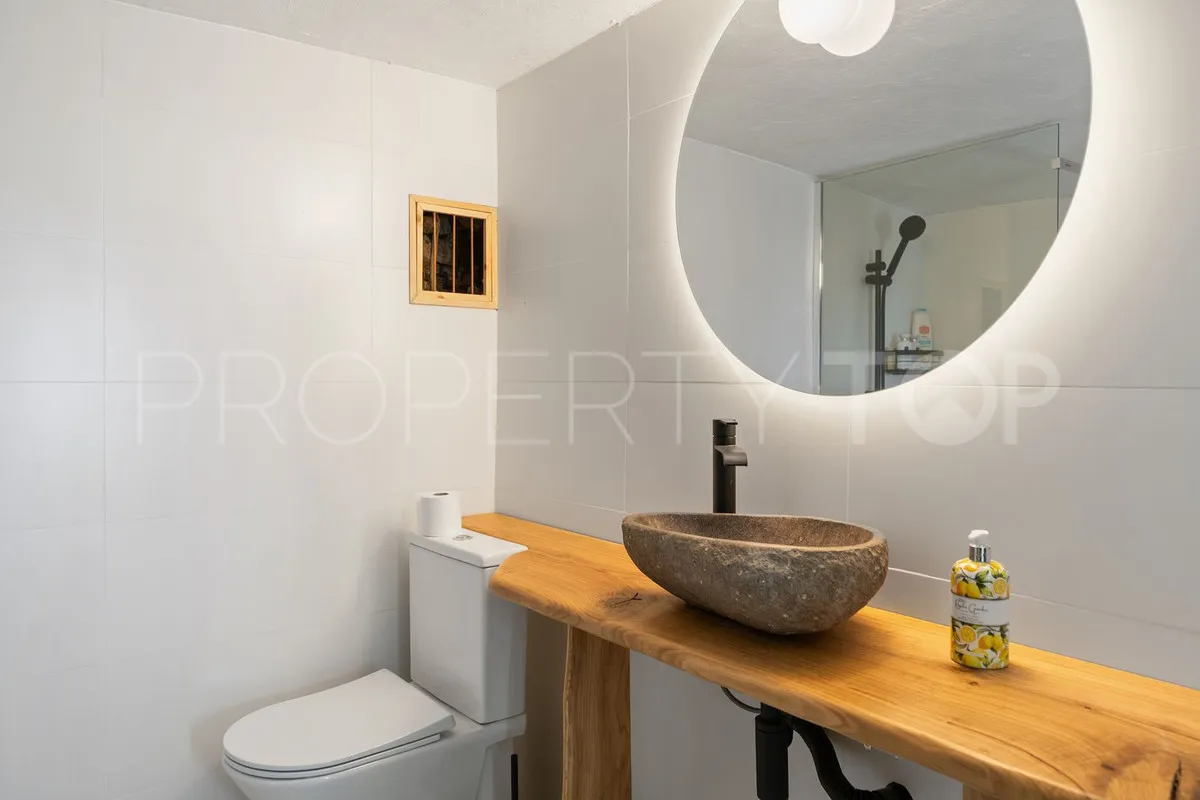 Villa for sale in Mijas