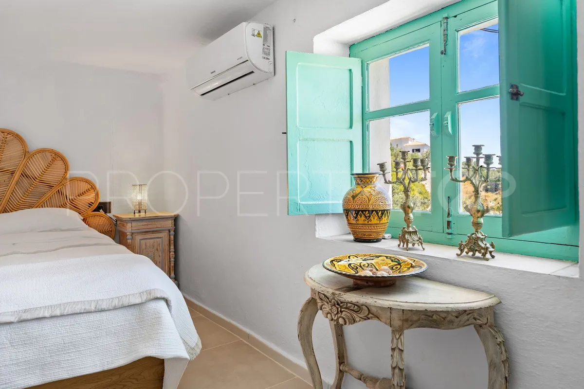 Villa for sale in Mijas