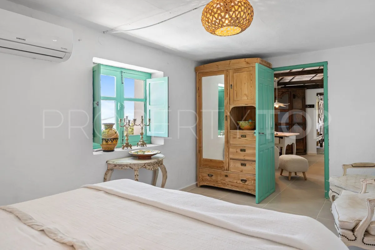 Villa for sale in Mijas