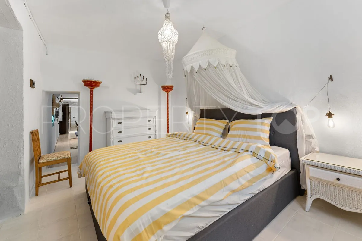 Villa for sale in Mijas