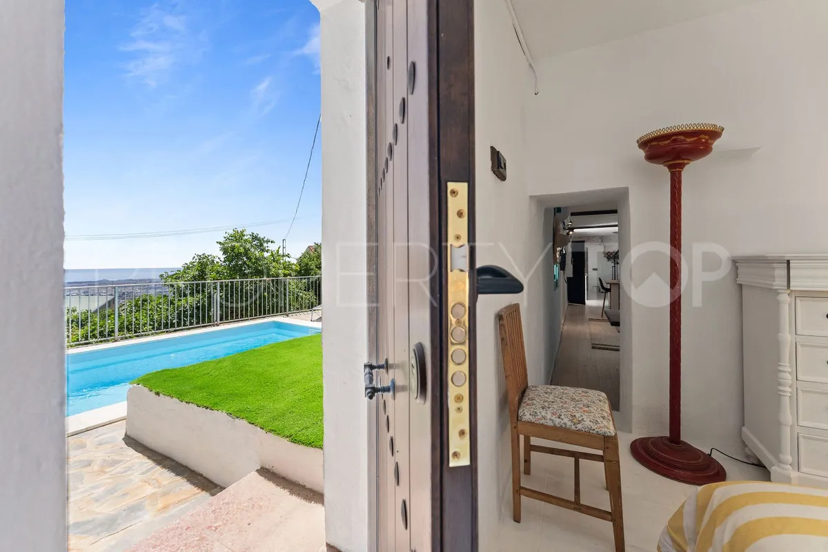Villa for sale in Mijas