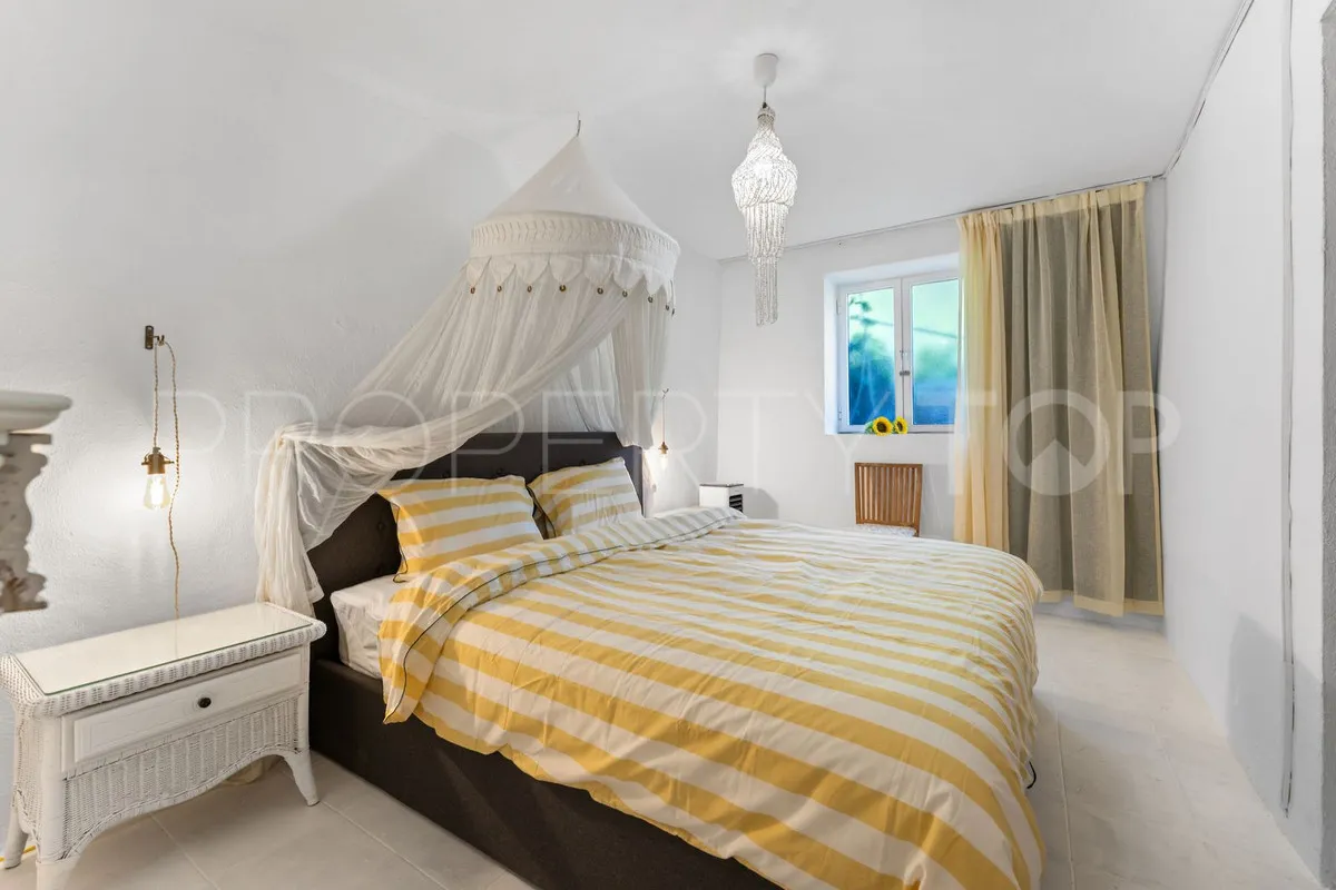 Villa for sale in Mijas