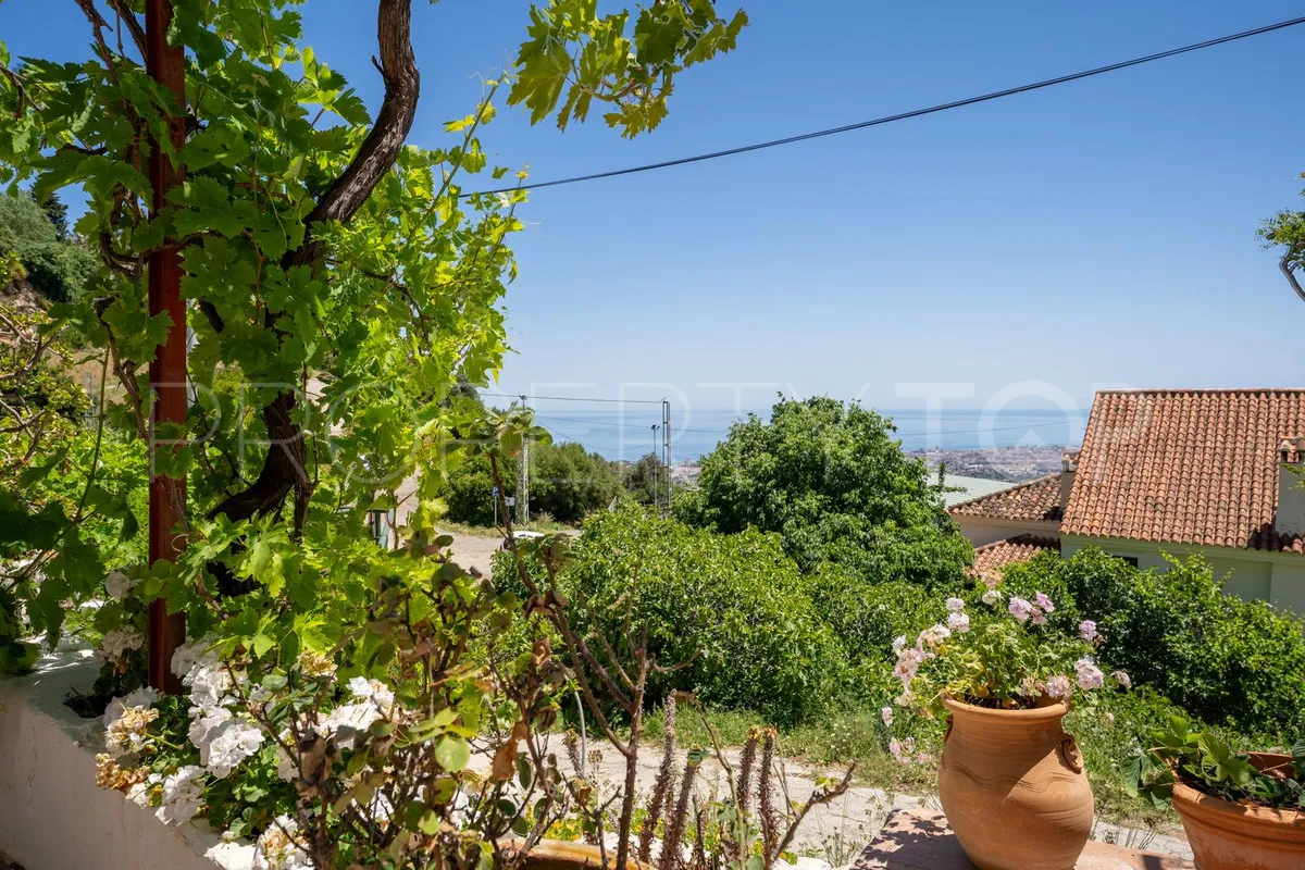 Villa for sale in Mijas