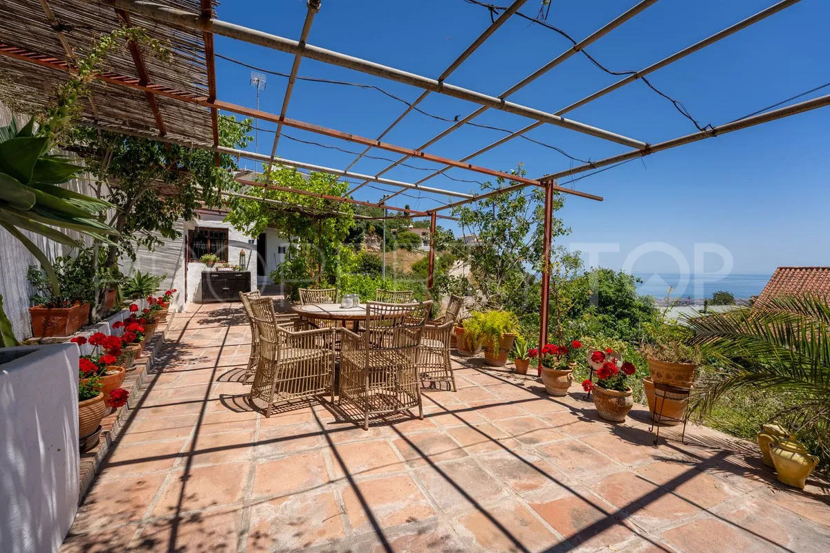 Villa for sale in Mijas