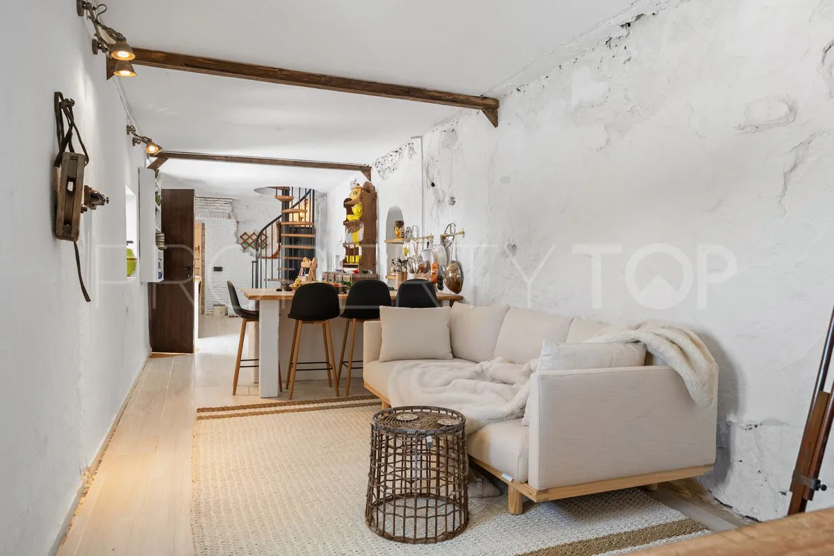 Villa for sale in Mijas