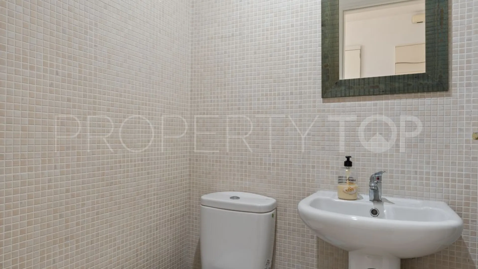 2 bedrooms Benalmadena ground floor apartment for sale