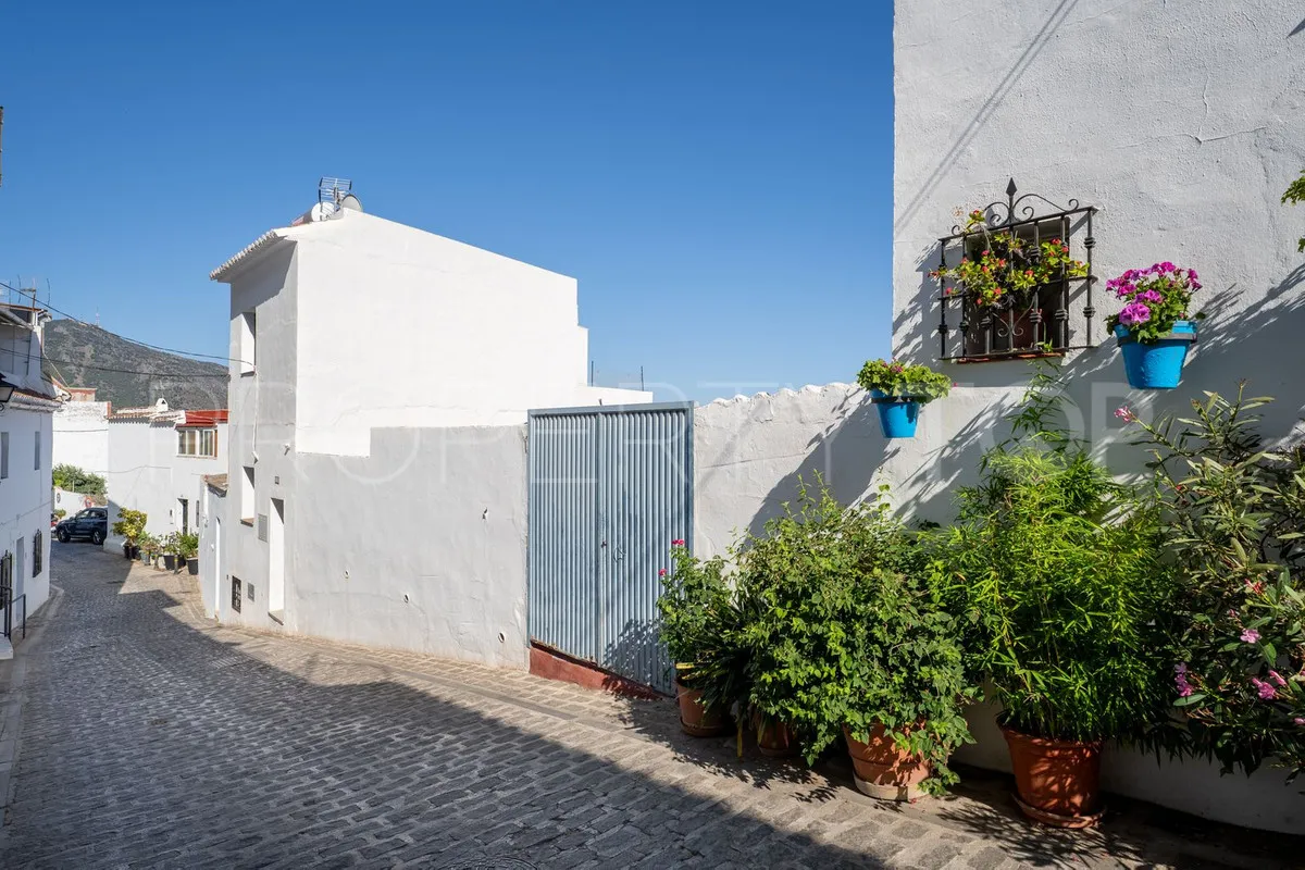 For sale town house in Mijas with 4 bedrooms