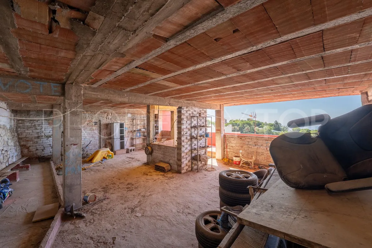 For sale town house in Mijas with 4 bedrooms