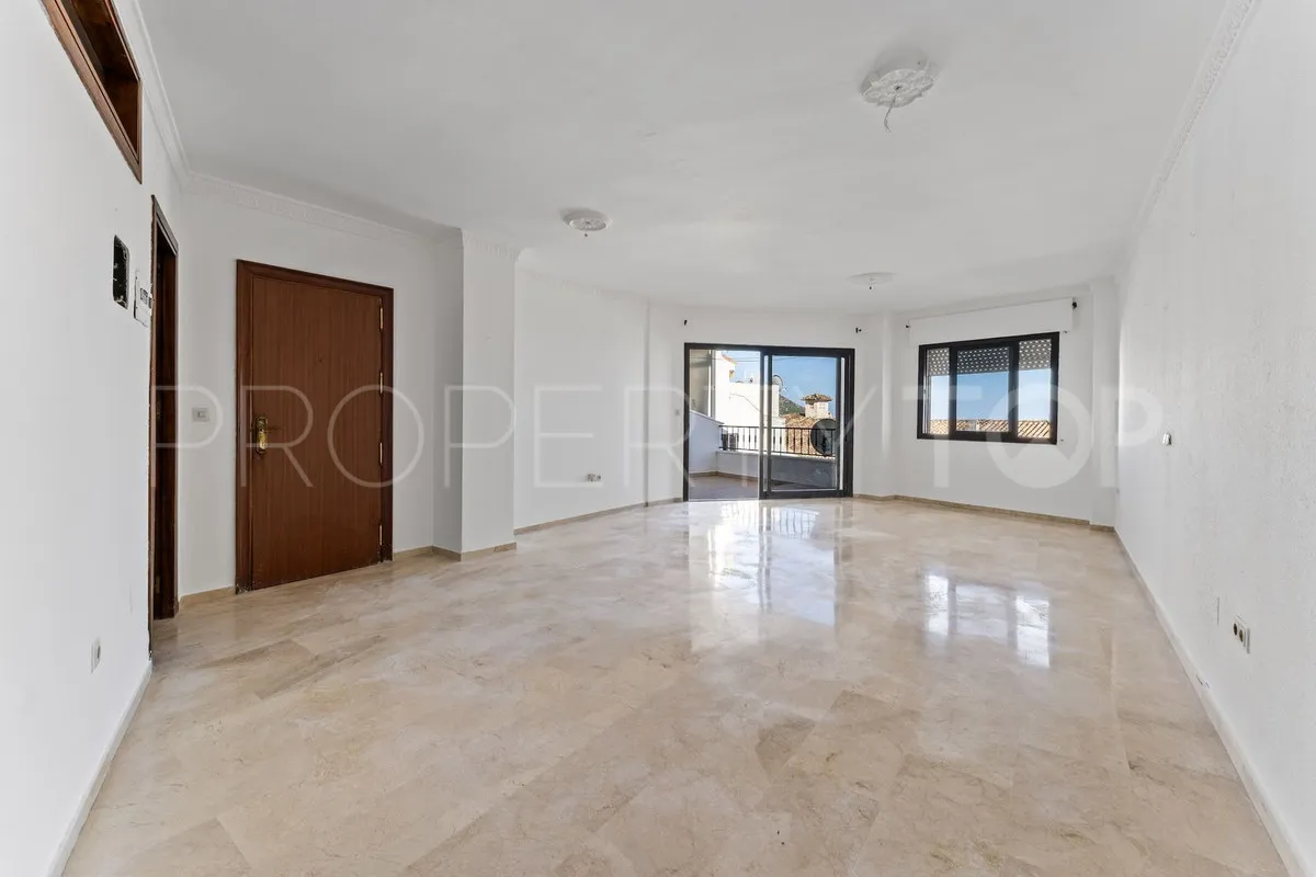 Buy 1 bedroom apartment in Mijas