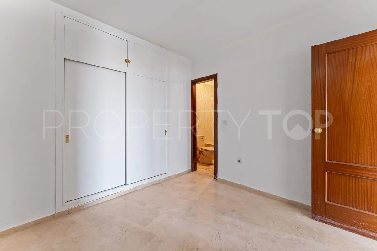 Buy 1 bedroom apartment in Mijas