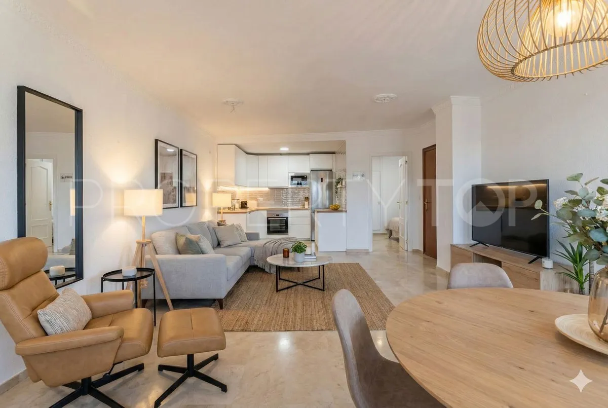 Buy 1 bedroom apartment in Mijas