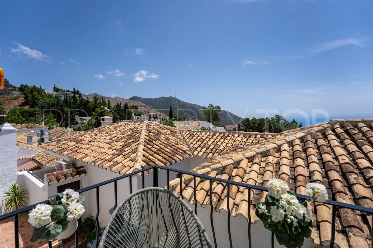 For sale town house with 2 bedrooms in Mijas