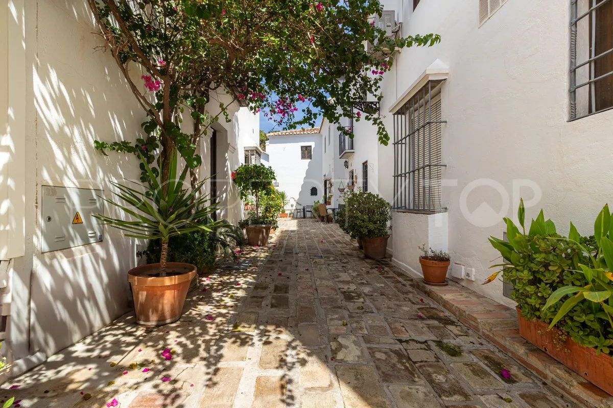 For sale town house with 2 bedrooms in Mijas