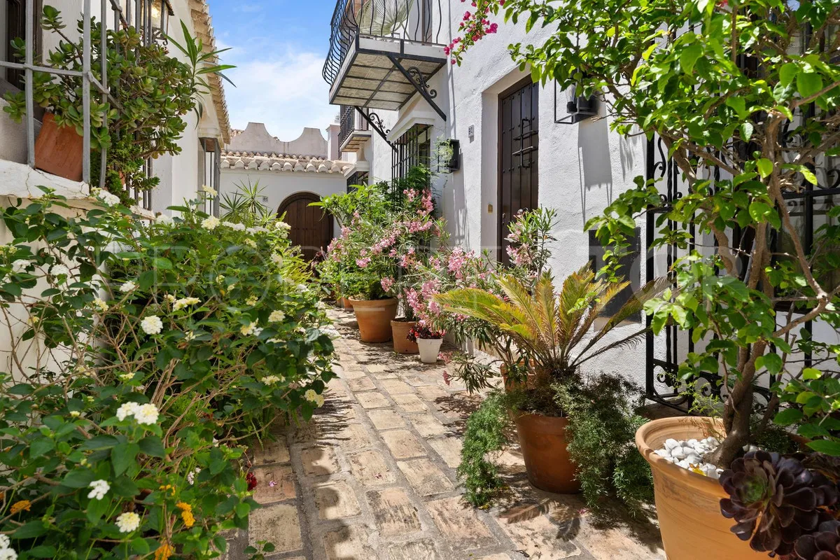 For sale town house with 2 bedrooms in Mijas