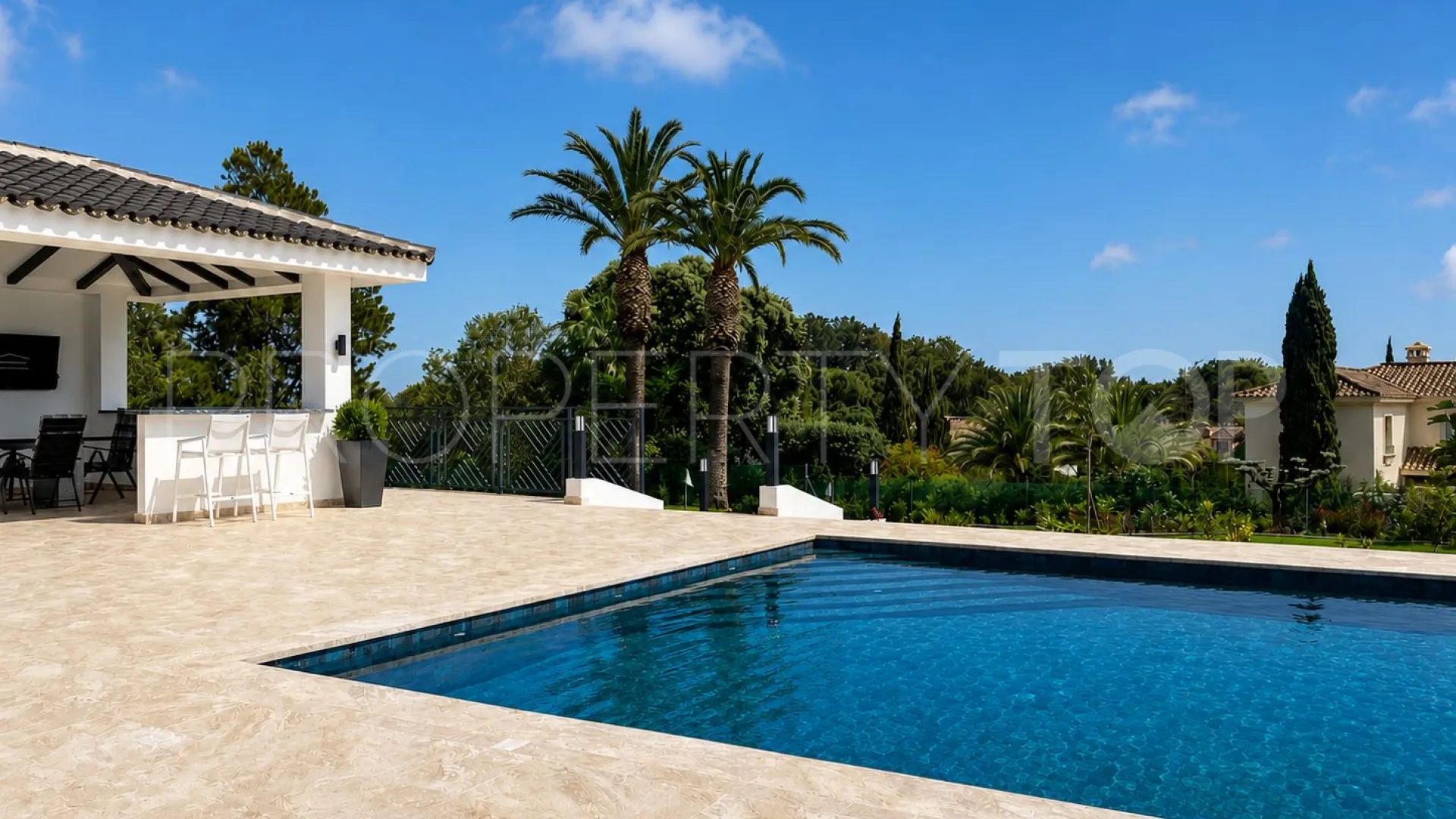 Se vende villa en Sotogrande Costa con 5 dormitorios