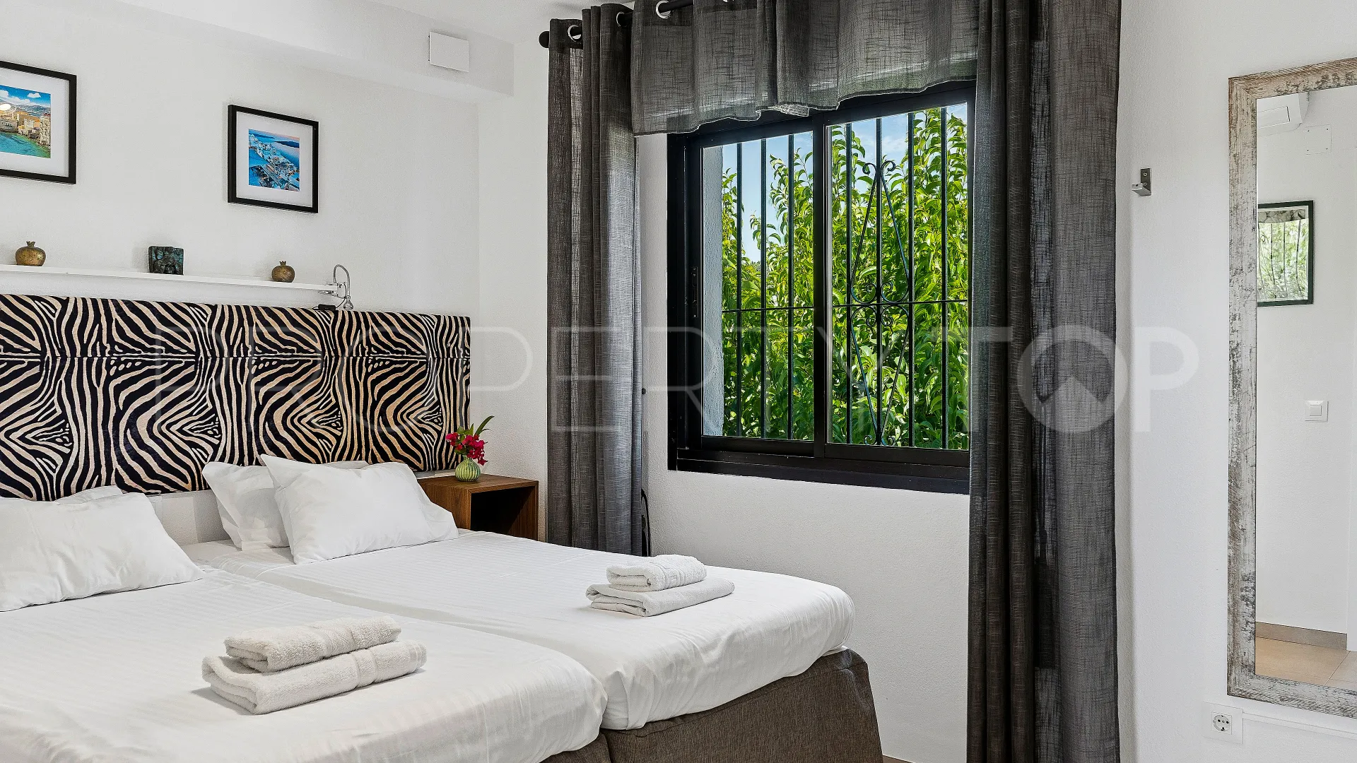 For sale town house with 3 bedrooms in Guadalvillas