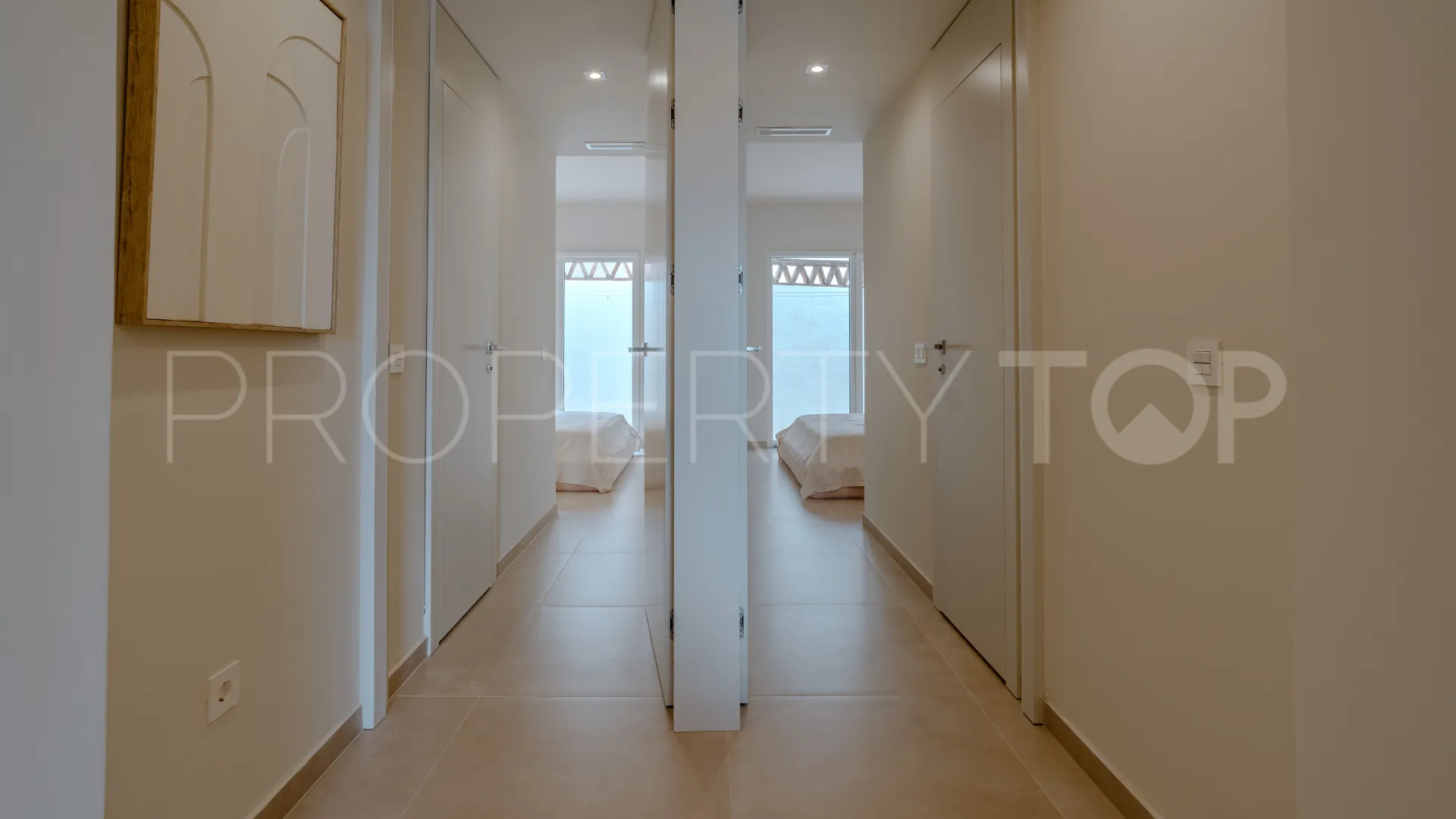 Apartamento a la venta de 2 dormitorios en Los Pinos de Aloha