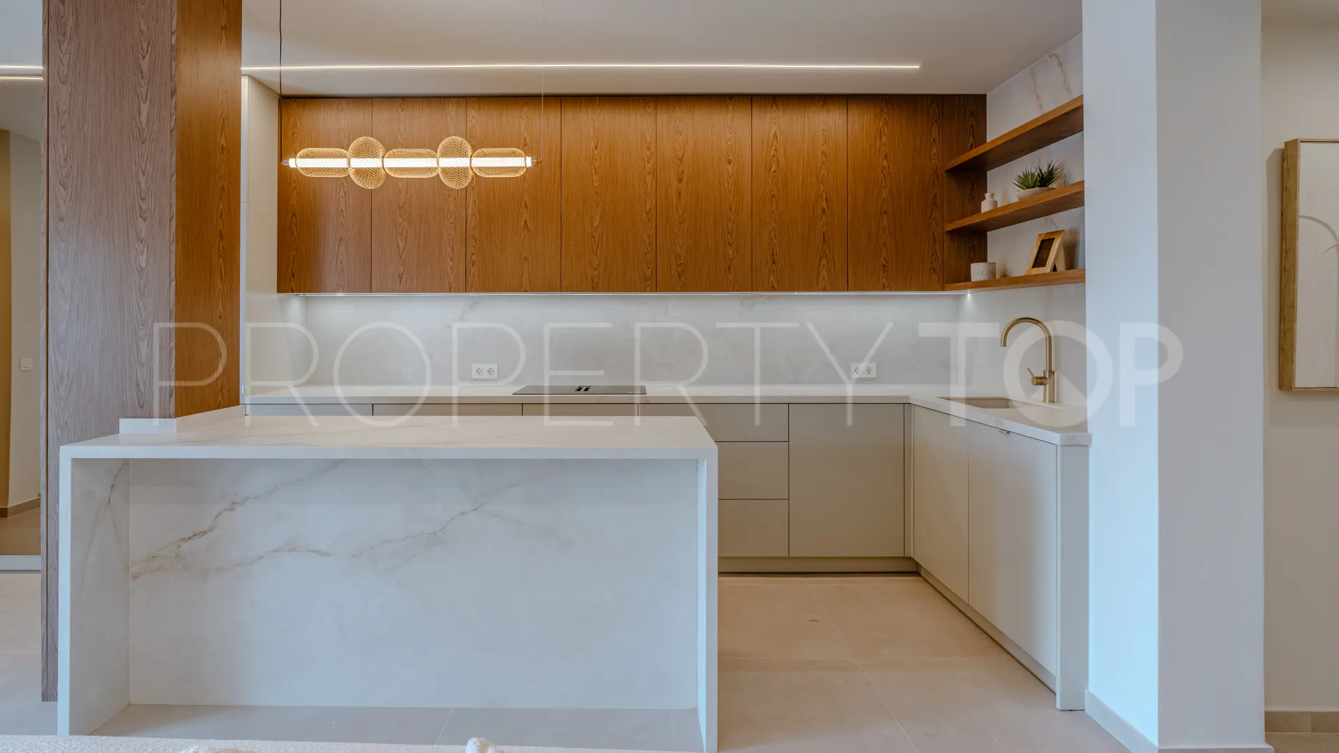 Apartamento a la venta de 2 dormitorios en Los Pinos de Aloha