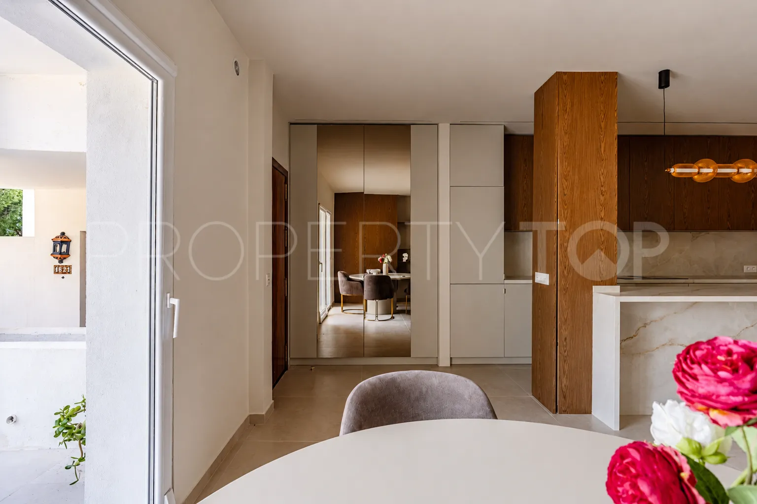 Apartamento a la venta de 2 dormitorios en Los Pinos de Aloha