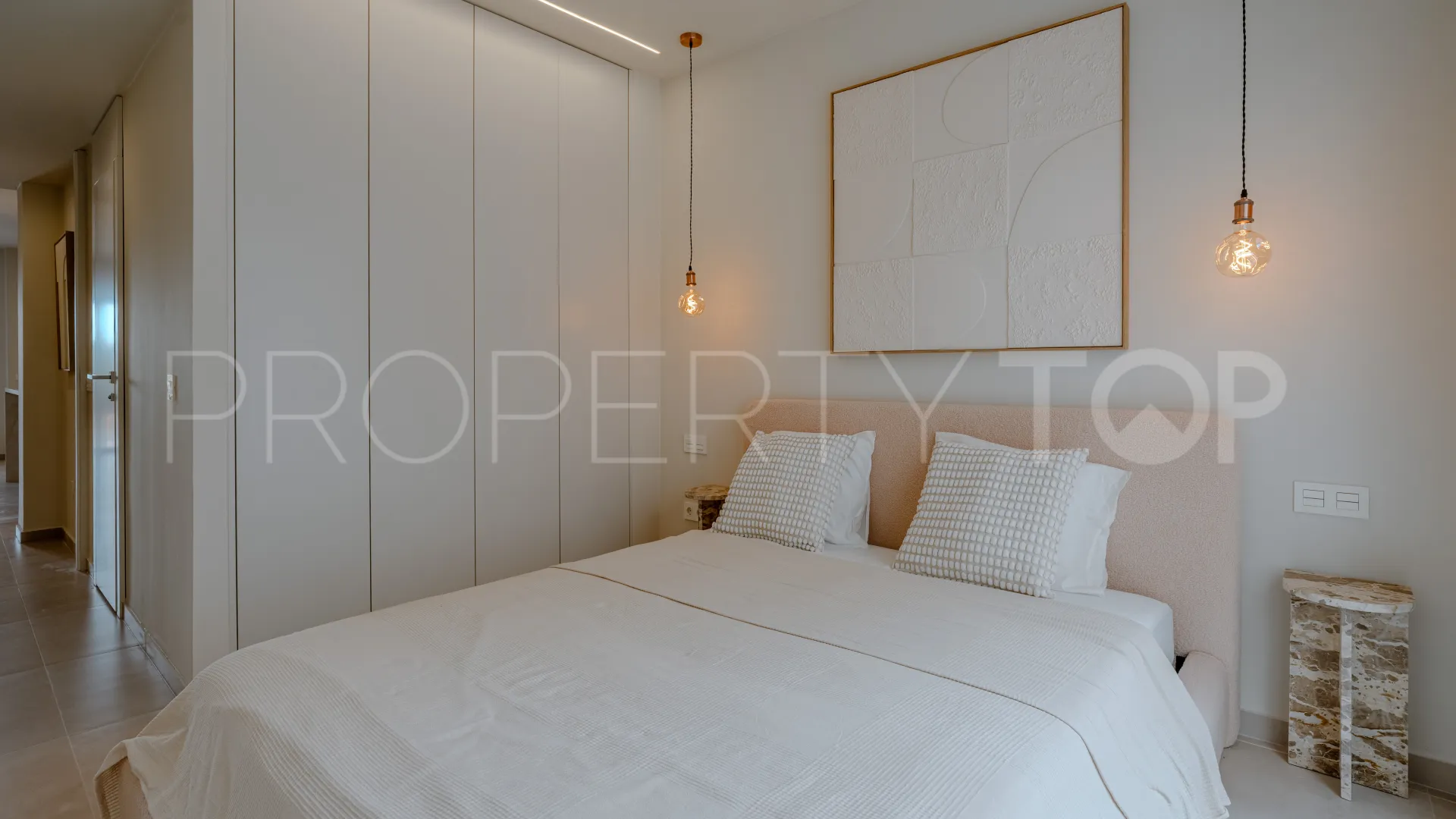 Apartamento a la venta de 2 dormitorios en Los Pinos de Aloha
