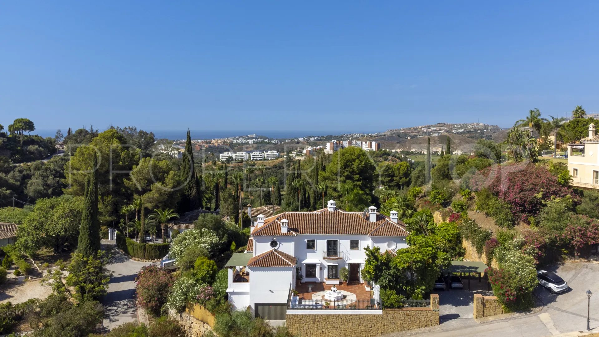 For sale villa with 5 bedrooms in Puerto del Almendro