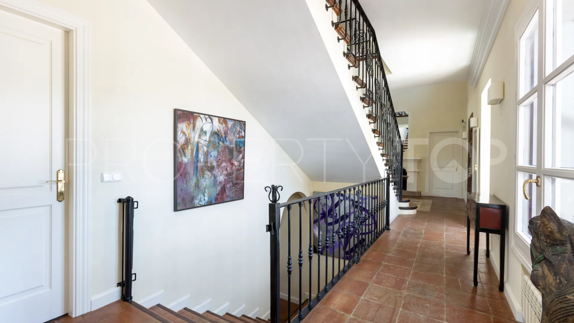 For sale villa with 5 bedrooms in Puerto del Almendro