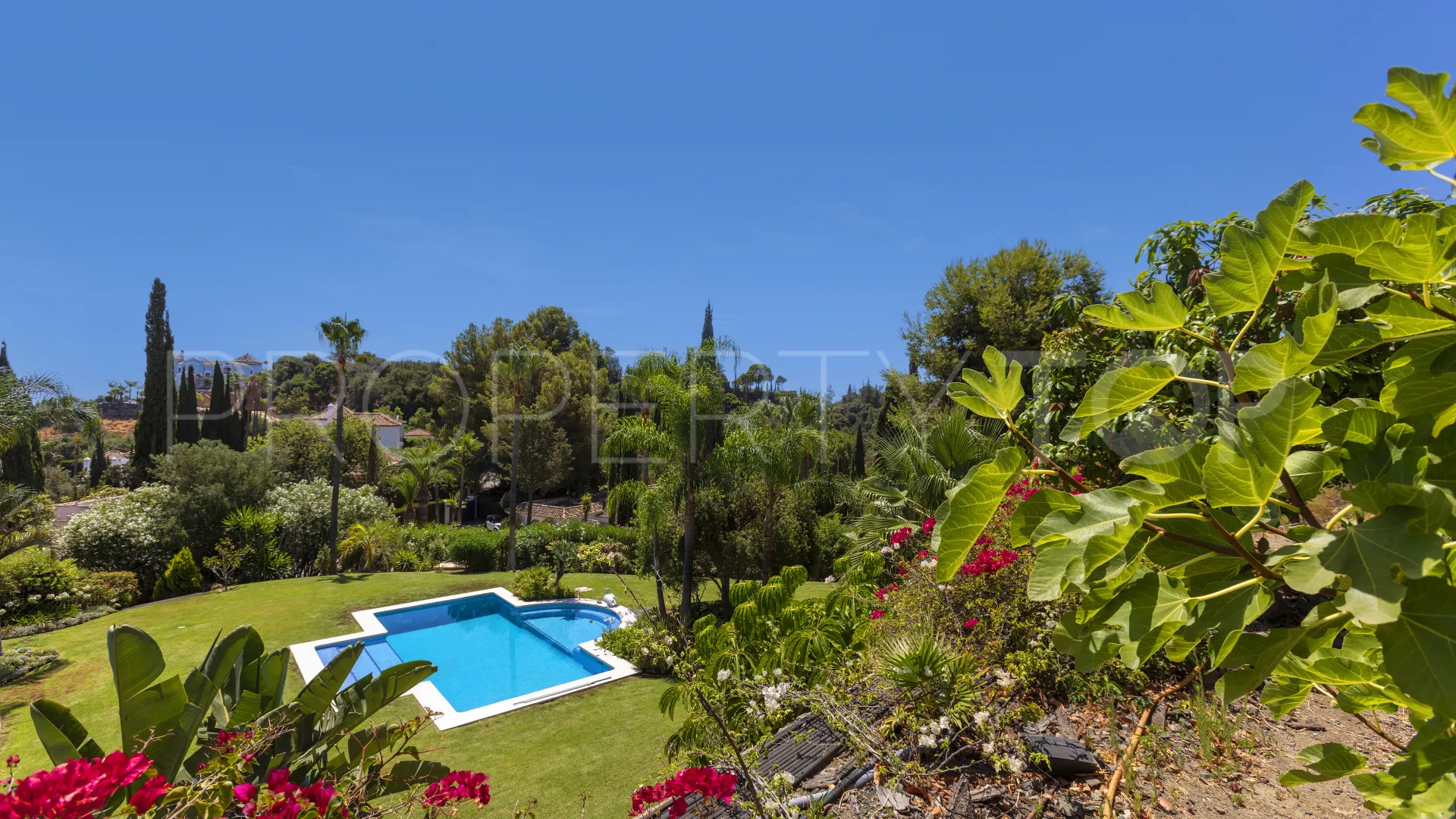 For sale villa with 5 bedrooms in Puerto del Almendro