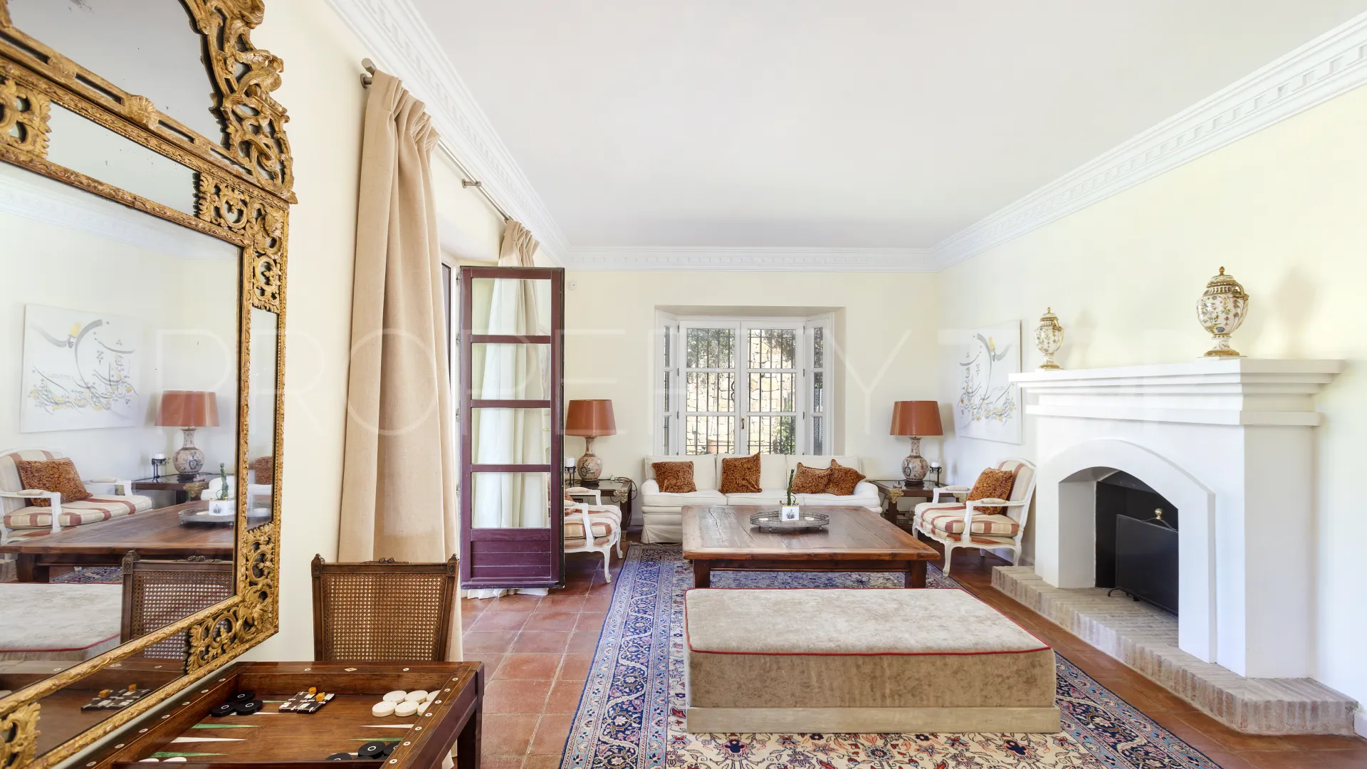 For sale villa with 5 bedrooms in Puerto del Almendro