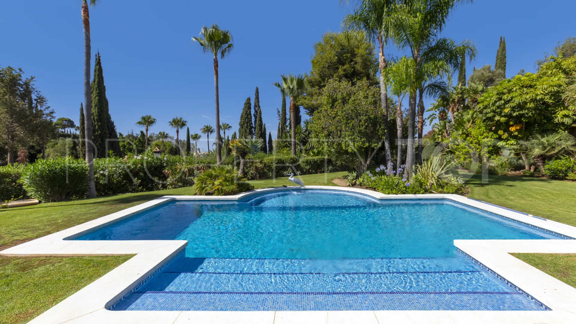 For sale villa with 5 bedrooms in Puerto del Almendro