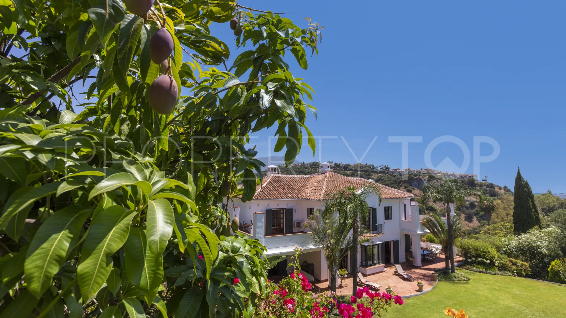 For sale villa with 5 bedrooms in Puerto del Almendro