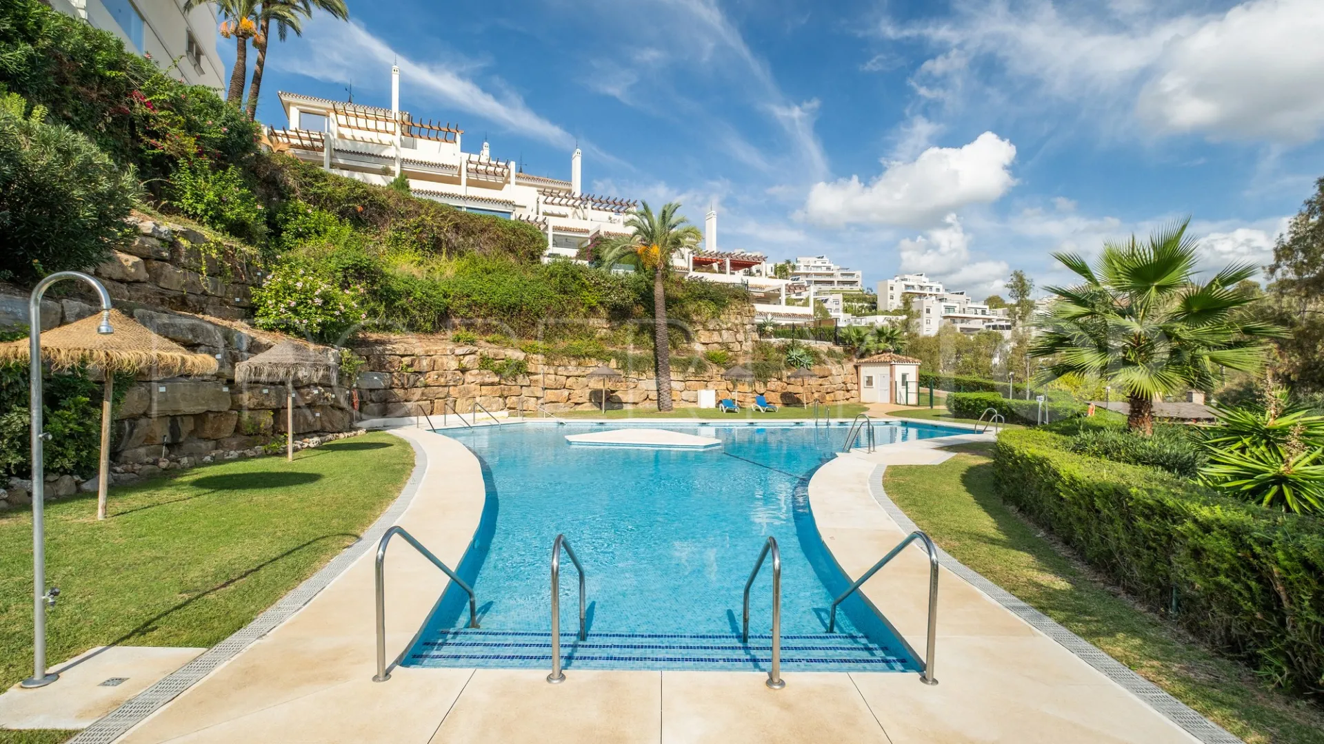 For sale 3 bedrooms apartment in Les Belvederes