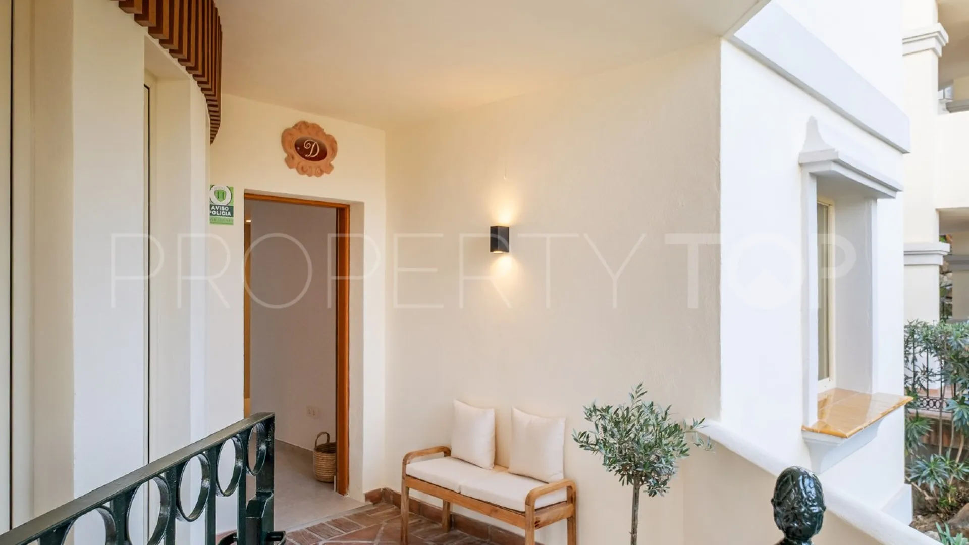 For sale 3 bedrooms apartment in Les Belvederes