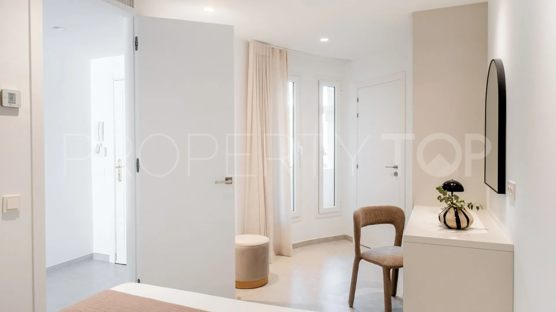 For sale 3 bedrooms apartment in Les Belvederes