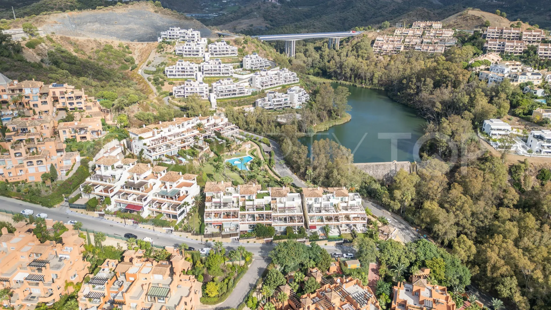 For sale 3 bedrooms apartment in Les Belvederes