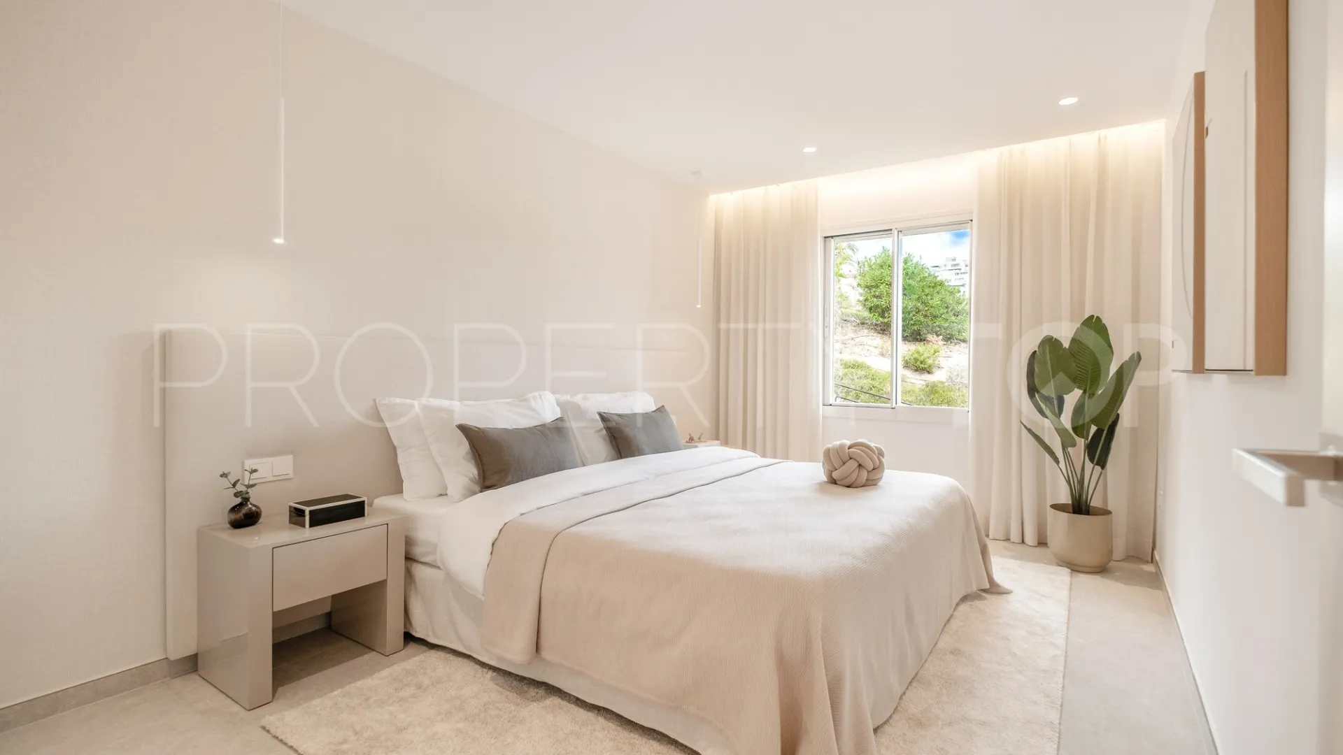 For sale 3 bedrooms apartment in Les Belvederes