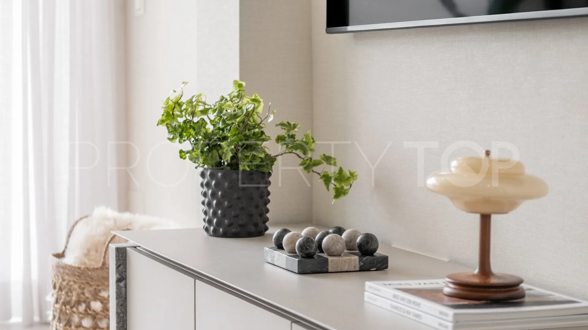 For sale 3 bedrooms apartment in Les Belvederes