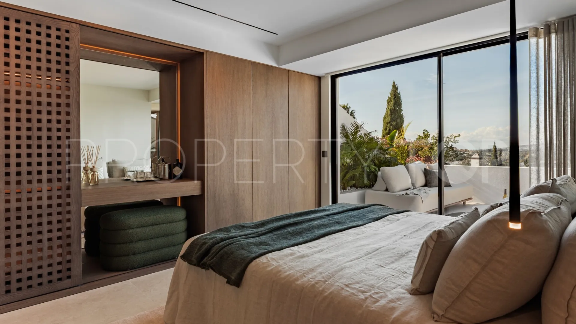 For sale town house with 3 bedrooms in Altos de Aloha