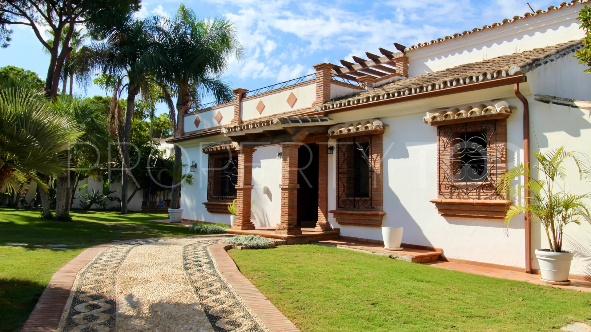 For sale El Presidente villa