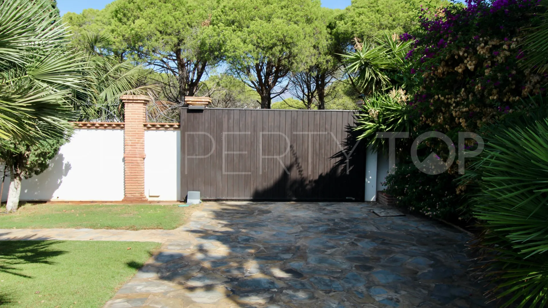 For sale El Presidente villa