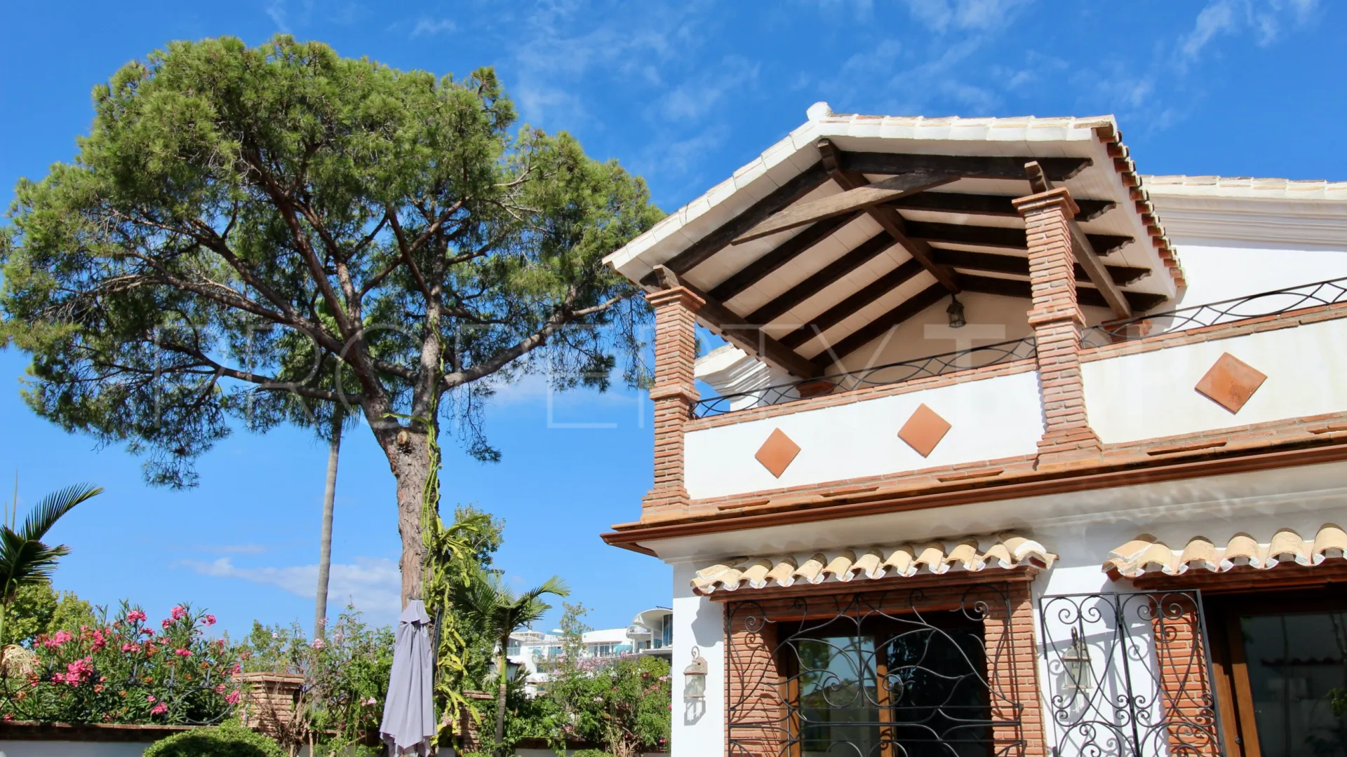 For sale El Presidente villa