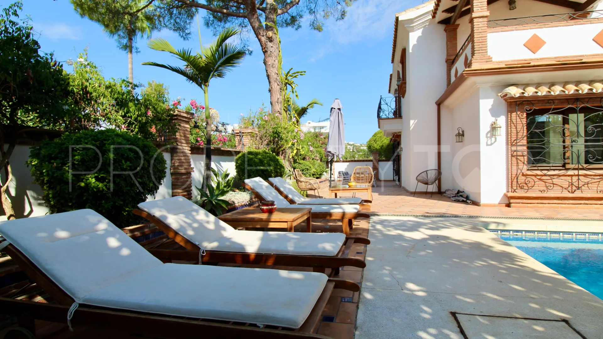 For sale El Presidente villa