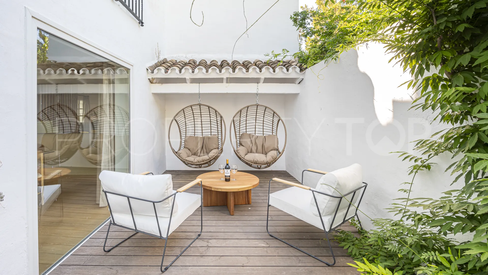 Buy Golden Mile town house