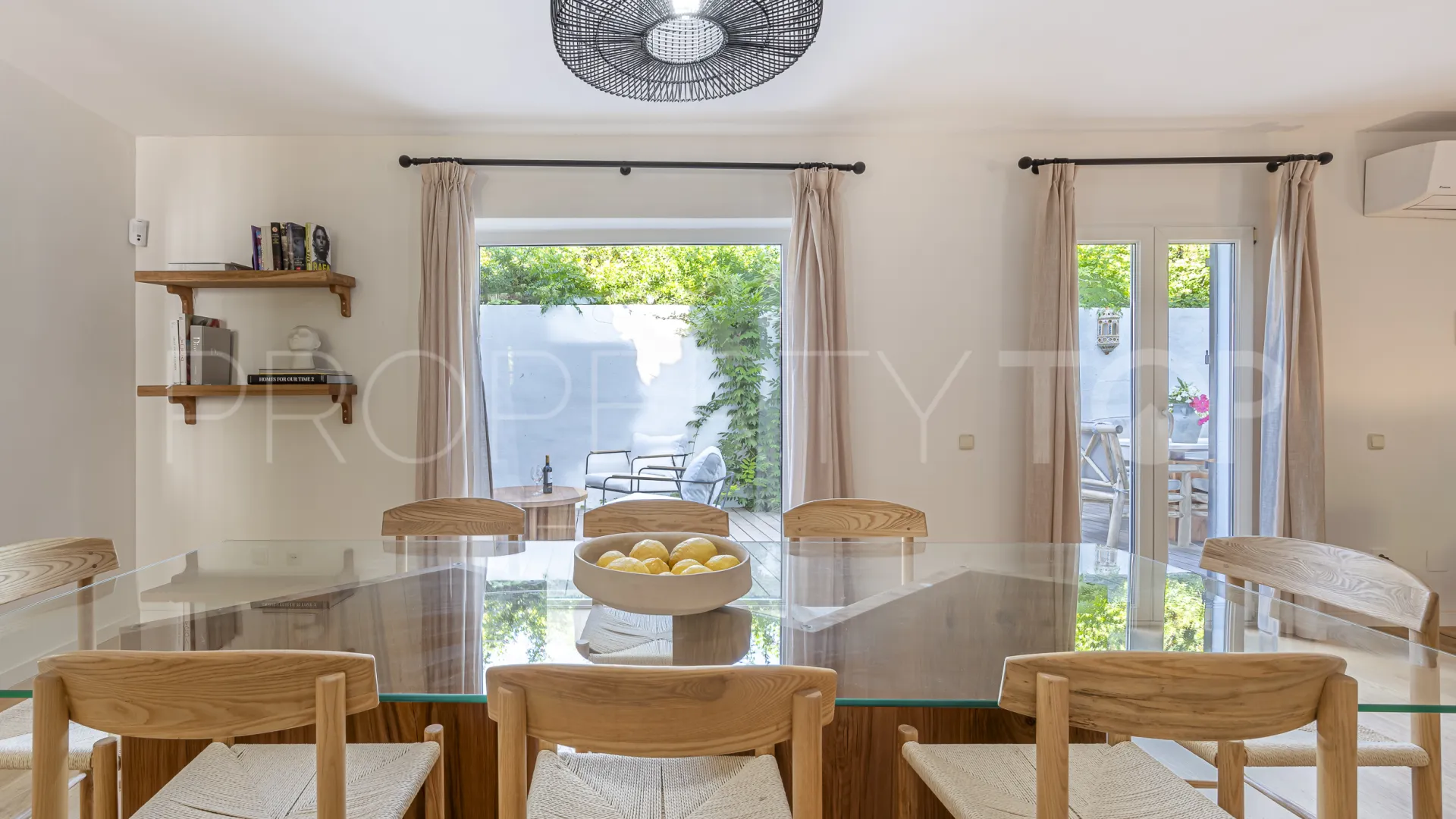 Buy Golden Mile town house