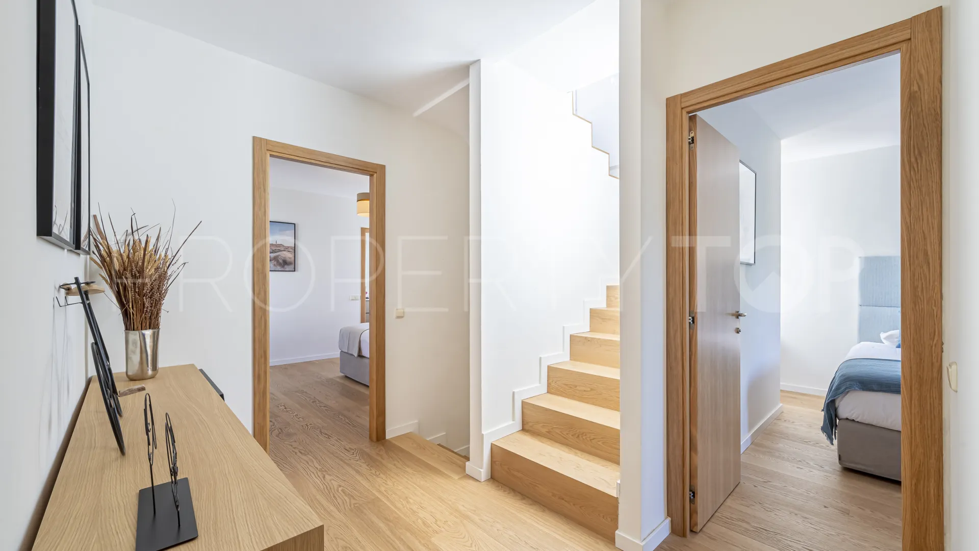 Buy Golden Mile town house