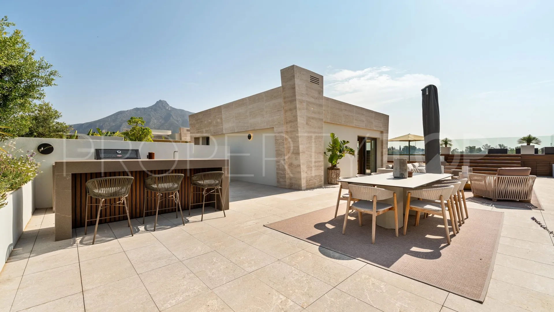 Epic Marbella, atico duplex con 4 dormitorios en venta