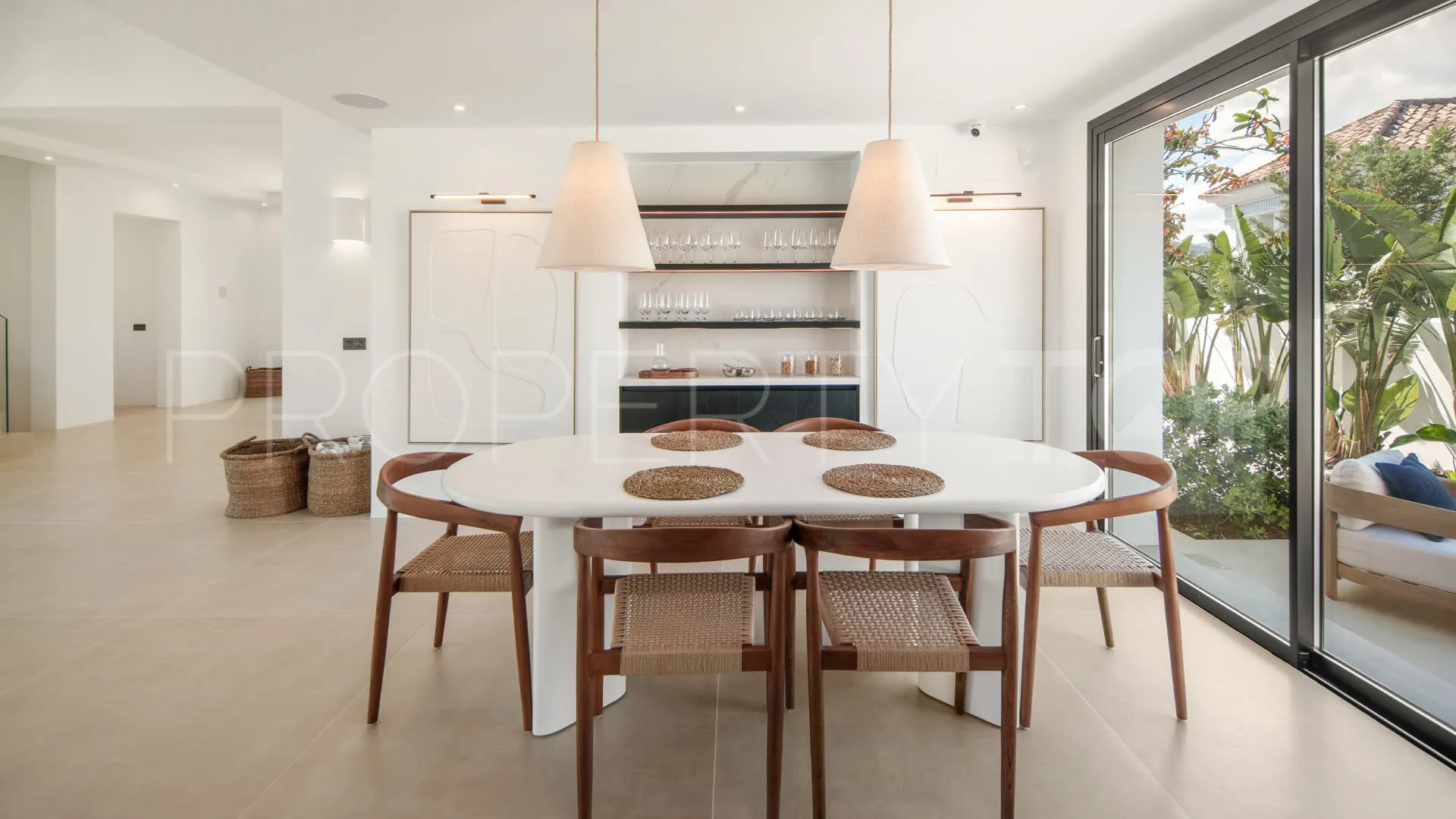 Villa con 5 dormitorios en venta en Puerto del Almendro